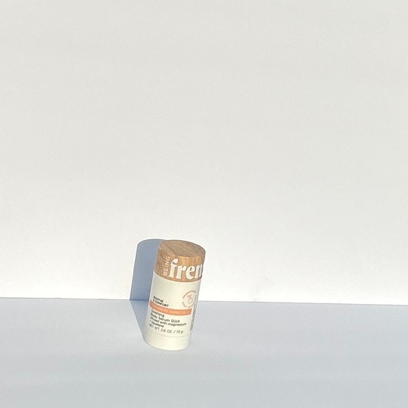 New Being frenshe Cashmere Body Serum Stick - Picture 1 of 2